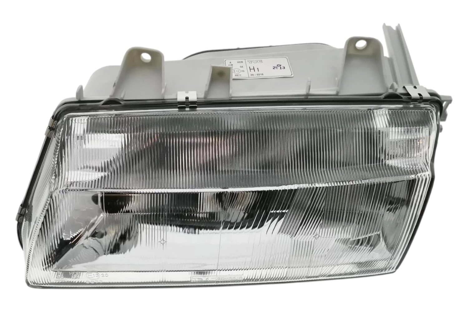 Left headlight 6204G9 (C26LA_am)