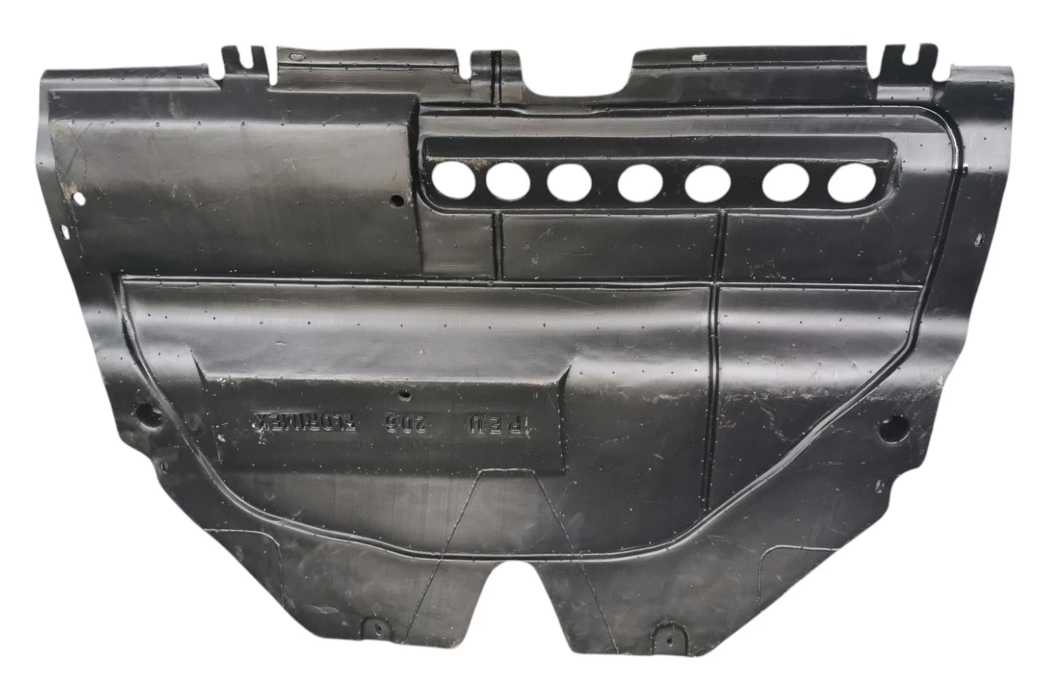 Insulation plate under engine (C140CC)