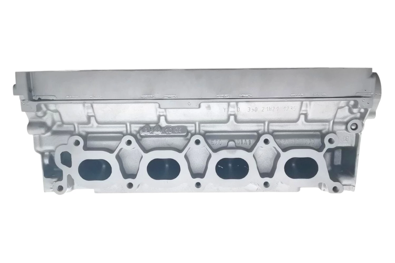 Cylinder head 0200Z5 (C267AB)