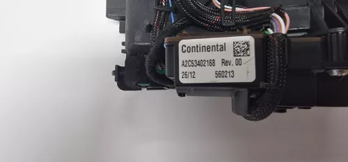  C240EQ - NAVIGATION FLIP SCREEN/ CONTINENTAL VDO/ RNEG SYSTEM/ (C240EQ)