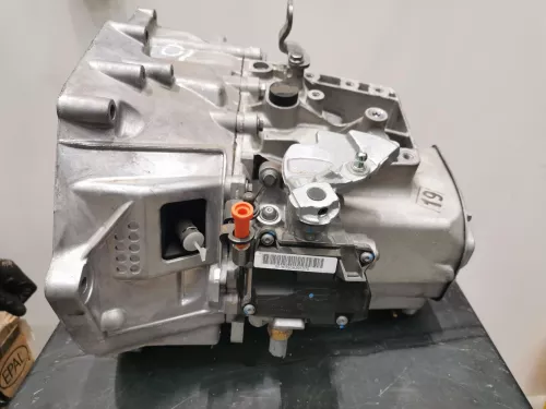 HDI 1.6 8V 9H05 DV6C/ 6BAK BVM MCE/ 20EA34 20EA24 20EA66