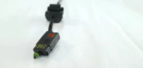 PSA / Stellantis PLURIEL RIGHT MICROSWITCH AT ROOF HINGE/ 32CM WIRE/ (0000307104)