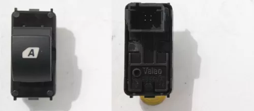 T3 B9/ RIGHT/ +CAR/ 4 PIN CONNECTOR/ 9662428277/ SEE