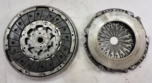 PSA / Stellantis B 1.2 12V HNZ HN01 EB2DT TURBO/ 81KW/ MORE MASS/ (0000323964)