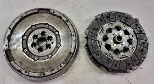 PSA / Stellantis B 1.2 12V HNZ HN01 EB2DT TURBO/ 81KW/ MORE MASS/ (0000323964)