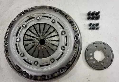 PSA / Stellantis B 1.2 12V HNZ HN01 EB2DT TURBO/ 81KW/ MORE MASS/ (0000323965)