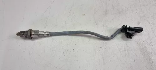 PSA / Stellantis BT 1.2 12V HN05 EB2ADTS/ SECOND BOTTOM CATALYST/ BOSCH (0000323980)