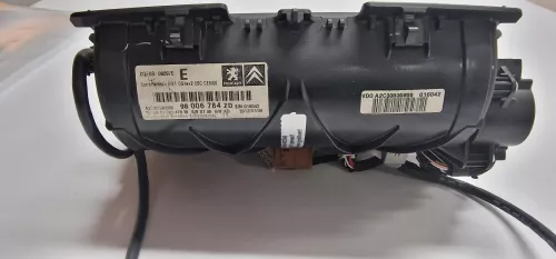 NAVIGATION FLIP SCREEN/ CONTINENTAL VDO/ RNEG SYSTEM/