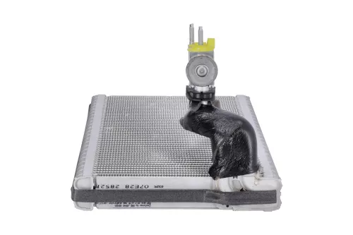 PSA / Stellantis T3 B9/ DIESEL + ON-OFF AIR CONDITIONING/ COOLANT 1234YF/ SEE (0000353157)