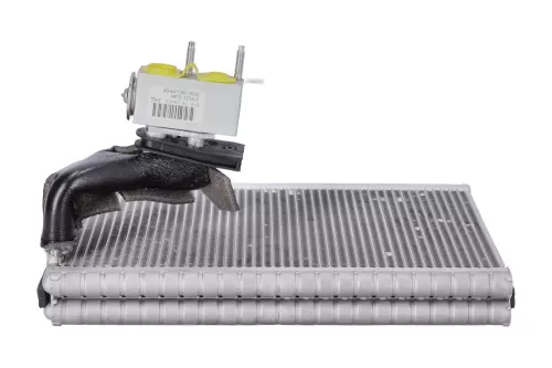 PSA / Stellantis T3 B9/ DIESEL + ON-OFF AIR CONDITIONING/ COOLANT 1234YF/ SEE (0000353157)