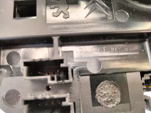 PSA / Stellantis COMEVO/ LEFT LIGHTING + AUTO + PUSH BUTTON FOR LIGHTING (0000374807)