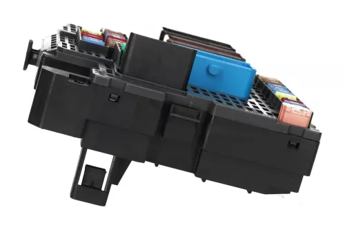 PSA / Stellantis FUSE BOX IN ENGINE COMPARTMENT/ BSM-Z04-00 BSMZ0400 AB400 (0000380362)