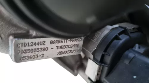 HDI 1.5 16V DV5RC/ 96 KW/ SEE 1634153980 1634154080