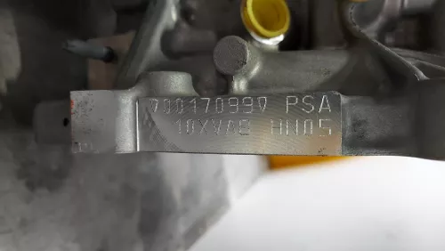 BT 1.2 12V 3CYL HNS HN05 EB2ADTS/ 95KW 130PK/ WITH GREY OR