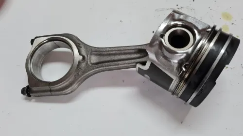HDI 1.4 8V 8HZ-8HX DV4TD/ ZUIGER (0628N7)+DRIJFSTANG (060388